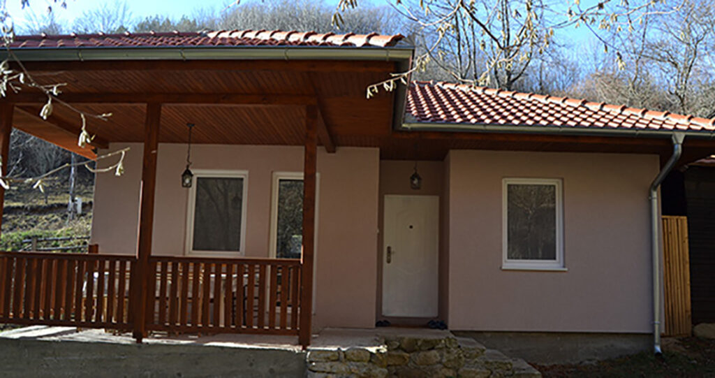 Rooms for rent "Vila Idila" backyard